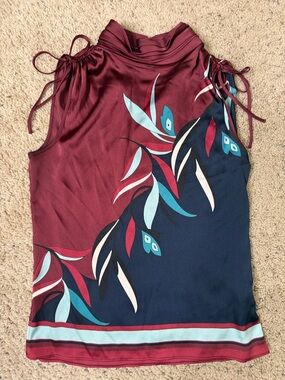 White House Black Market Burgundy and Navy Sleeveless Mock Neck Tank XS